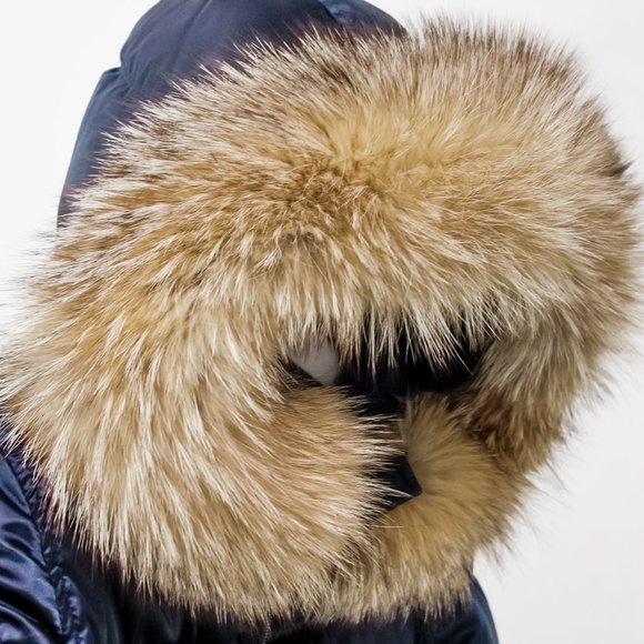 Prada Navy Puffer Jacket with Fur Trim - Picture 11 of 15